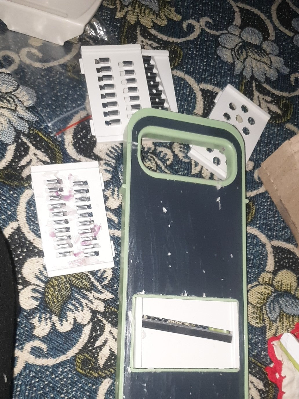 Stainless steel 5 in 1 vegetable cutter